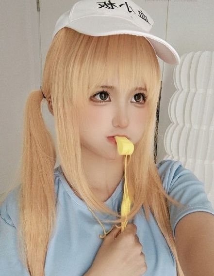 欧美时装秀夏装2020_日韩电影在线